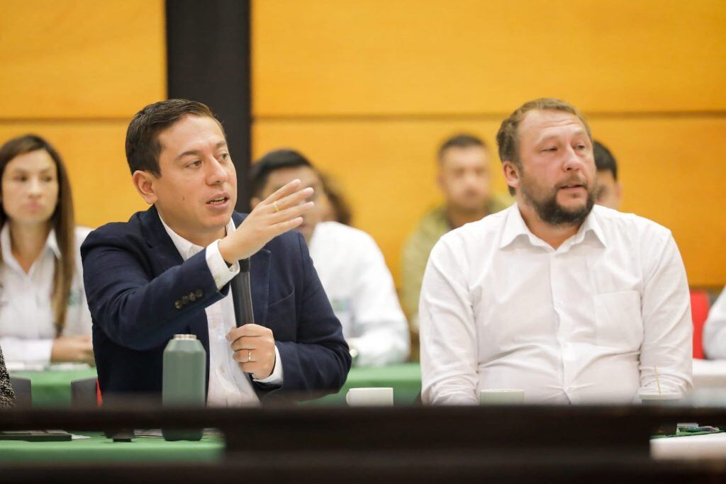 Gobernador de Boyacá Carlos Amaya y el alcalde de Tunja Mikhail Krasnov, entre los 10 mejores mandatarios del país.