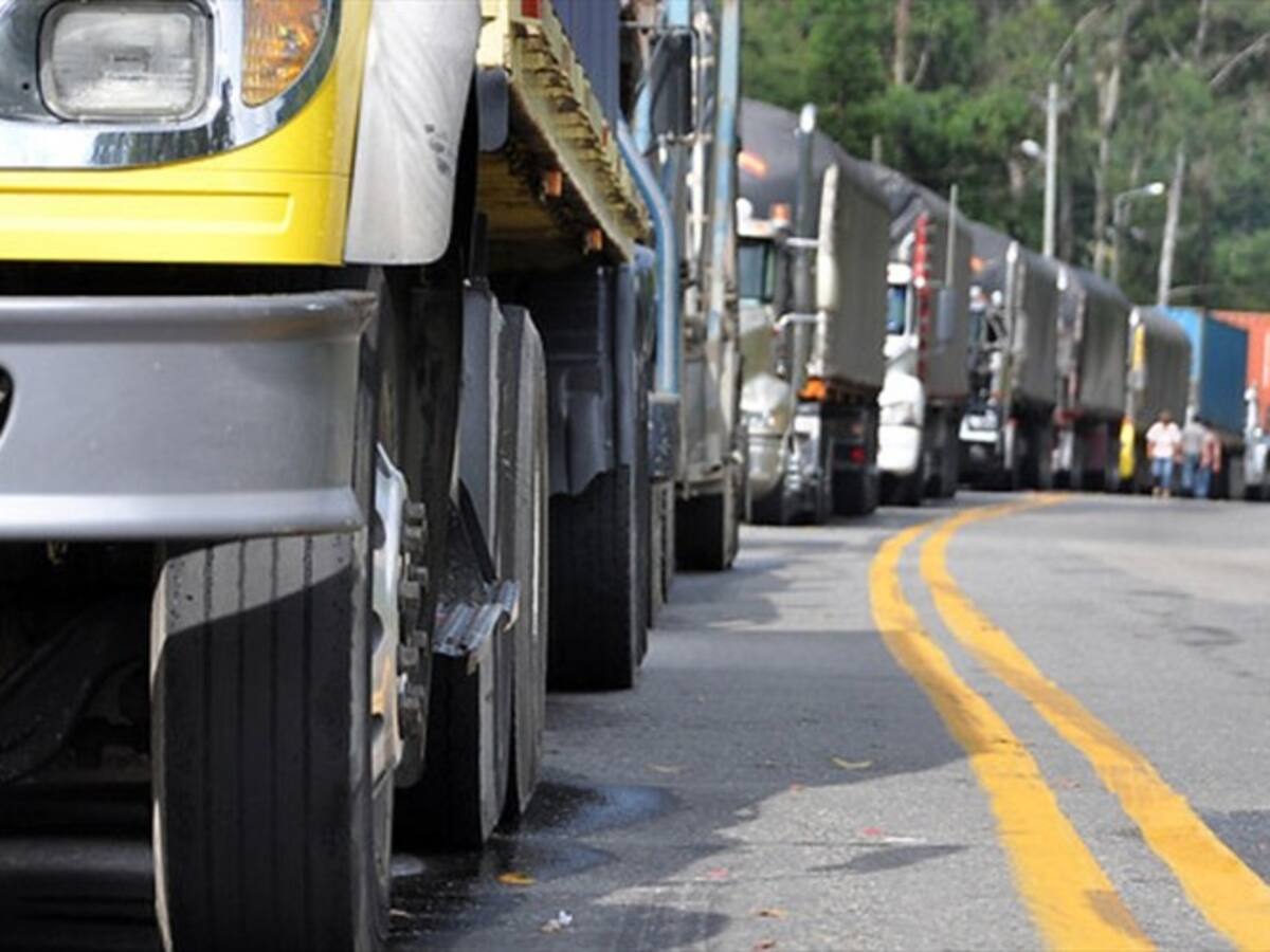 Transportadores de carga, afectados por cierre de la Troncal Antioquia - Costa del Caribe