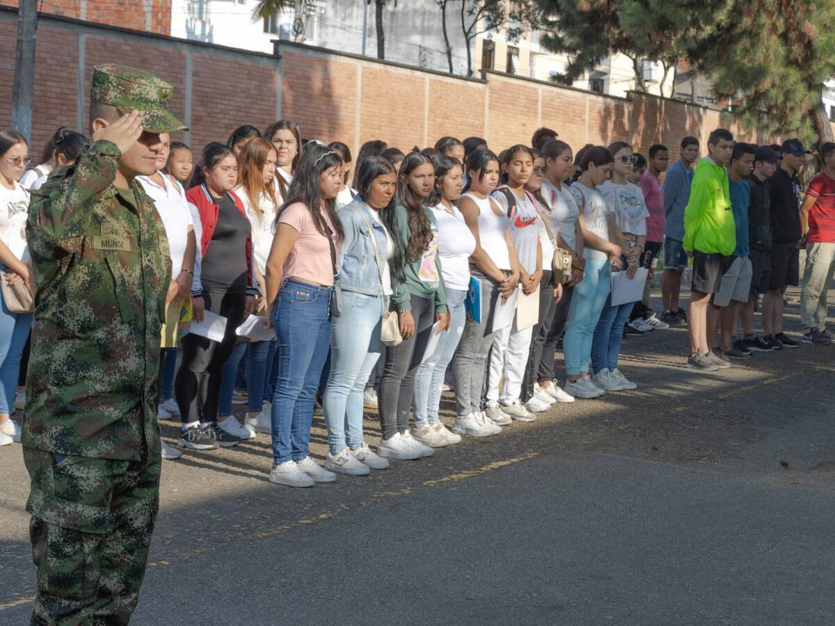 59 mujeres ingresaron a prestar el servicio militar voluntario en la Quinta Brigada