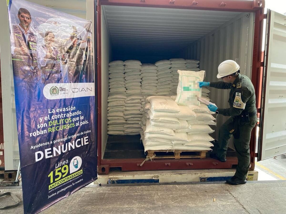 Incautaron más de 27 toneladas de bicarbonato ilegal en Cartagena