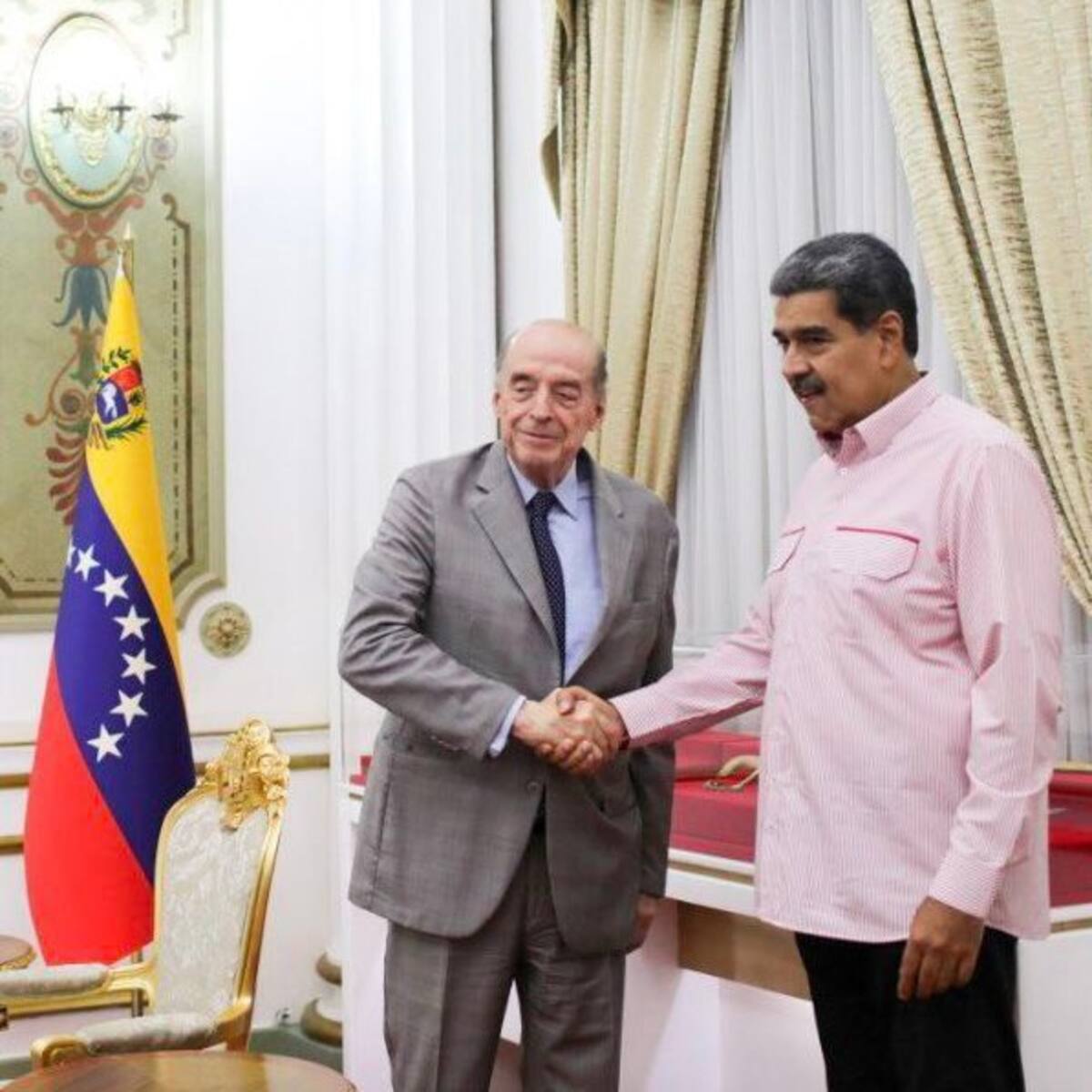 Visita de Álvaro Leyva a Venezuela fue a título personal: Gobierno Colombiano