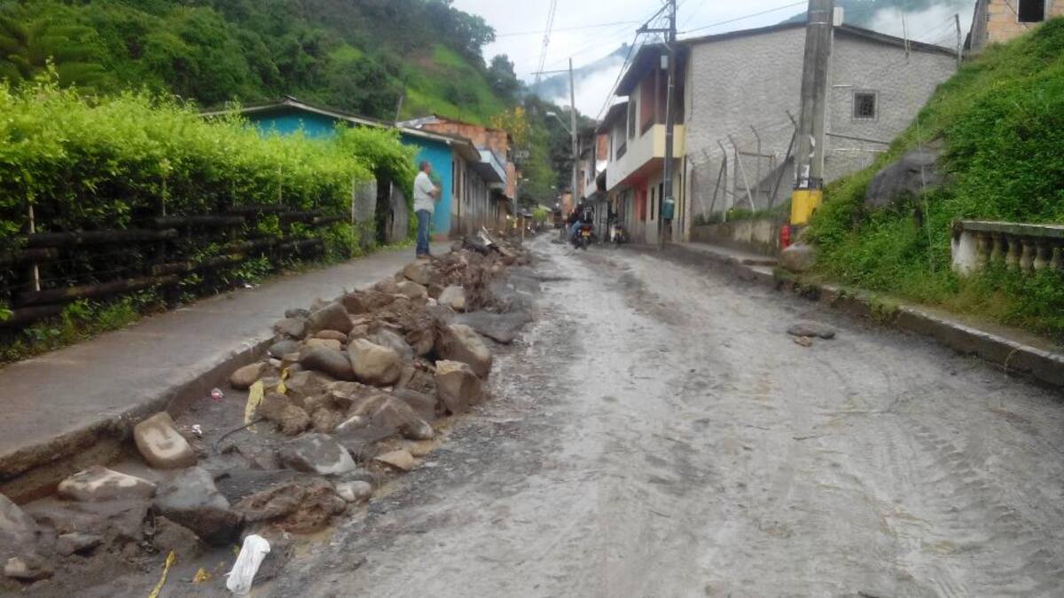 Caracol Radio está en el municipio antioqueño, donde una avalancha acabó con la vida de cerca de 63 personas y dejó damnificadas a 333.