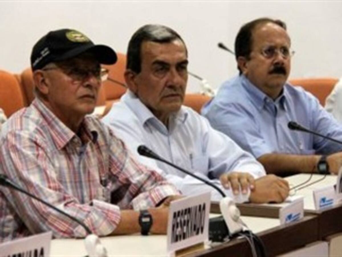 Se levantaron órdenes de captura a 30 miembros de las Farc para proceso de negociación