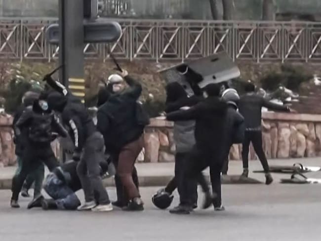 Enfrentamientos en la ciudad de Almaty