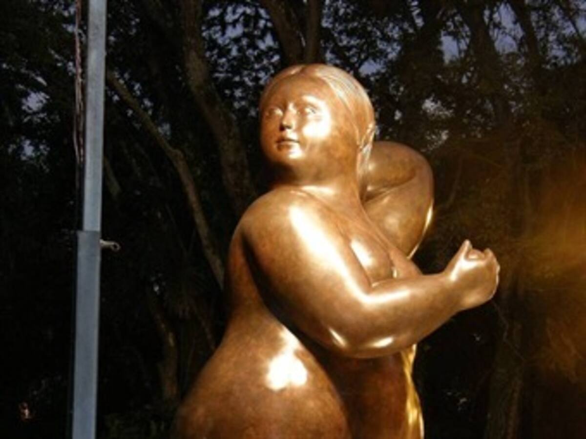 El maestro Botero resalta cuidado de su obra en Bucaramanga
