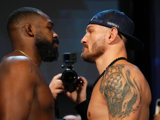Jon Jones vs. Miocic (Photo by Chris Unger/Zuffa LLC)