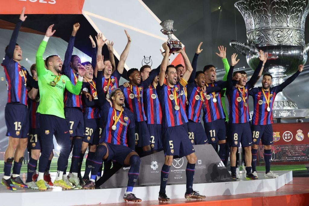 Barcelona se proclamó campeón de la Supercopa de España tras vencer al Real Madrid (Photo by Giuseppe CACACE / AFP) (Photo by GIUSEPPE CACACE/AFP via Getty Images)