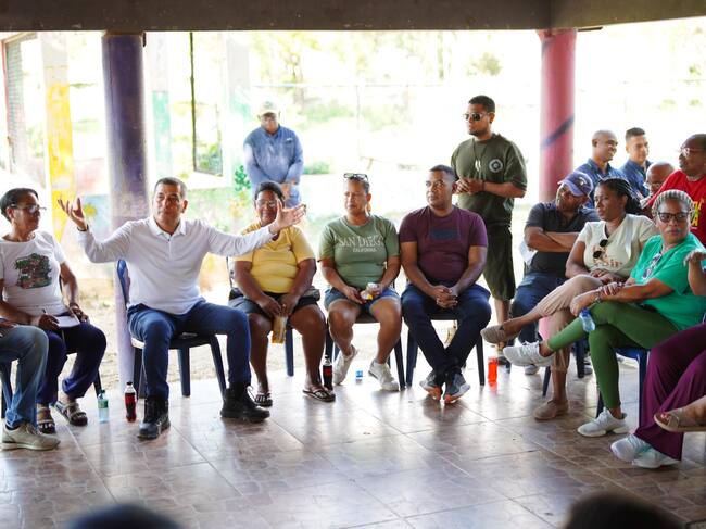 Anuncian nuevo puente sobre el canal Juan Angola y un pequeño malecón para Santa María y Canapote