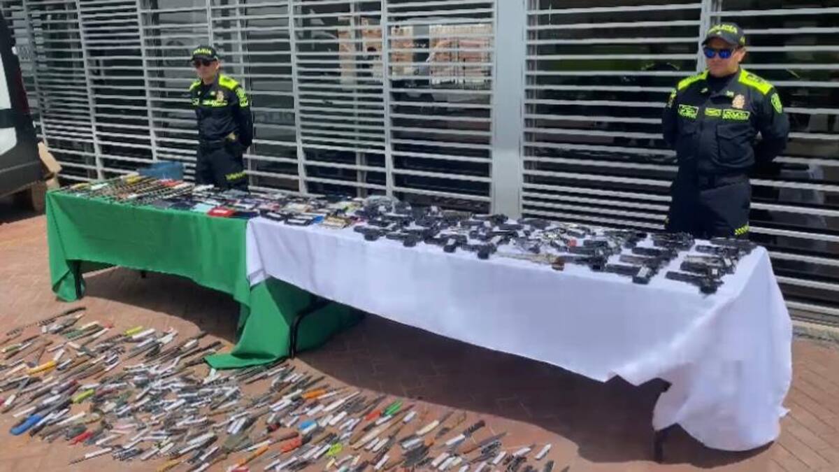 Policía de Bogotá ha incautado más de 200 mil armas cortopunzantes durante 2022