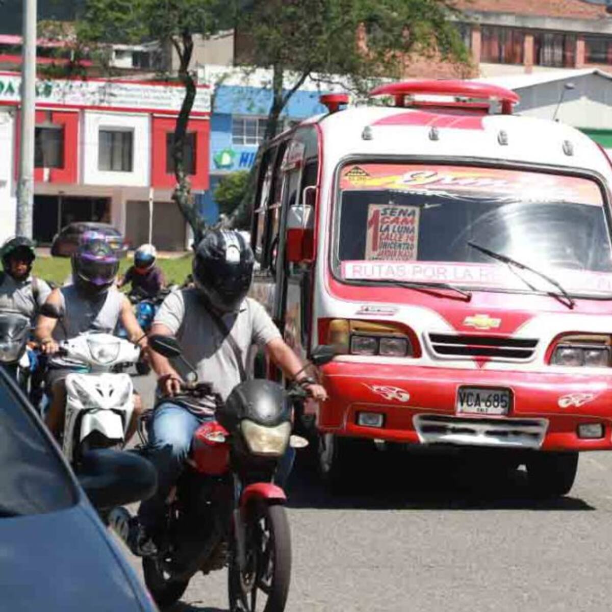 290 vehículos apoyan la movilidad de pasajeros en Cali