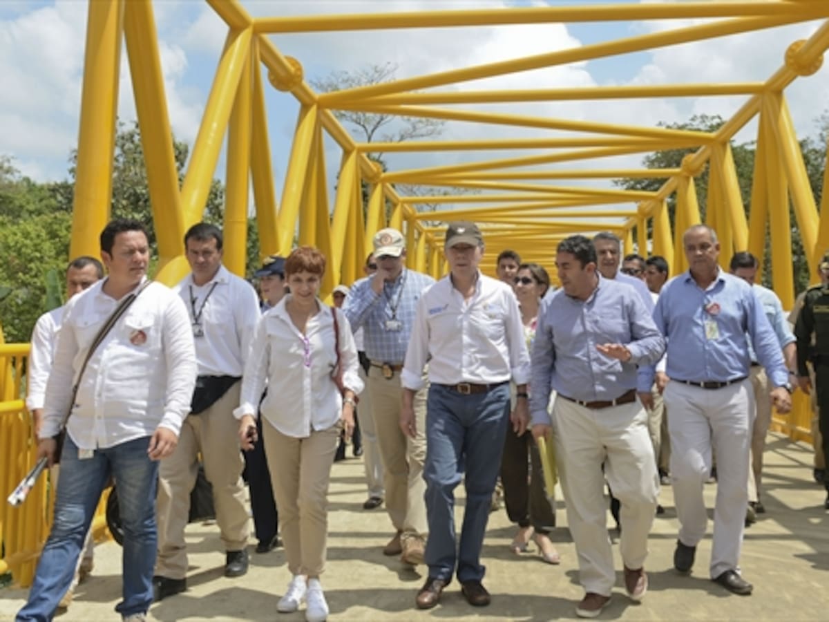 Santos aumenta las recompensas por cabecillas del 'Clan Úsuga'