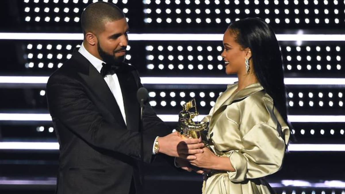 Rihanna estrena tatuaje en honor a Drake