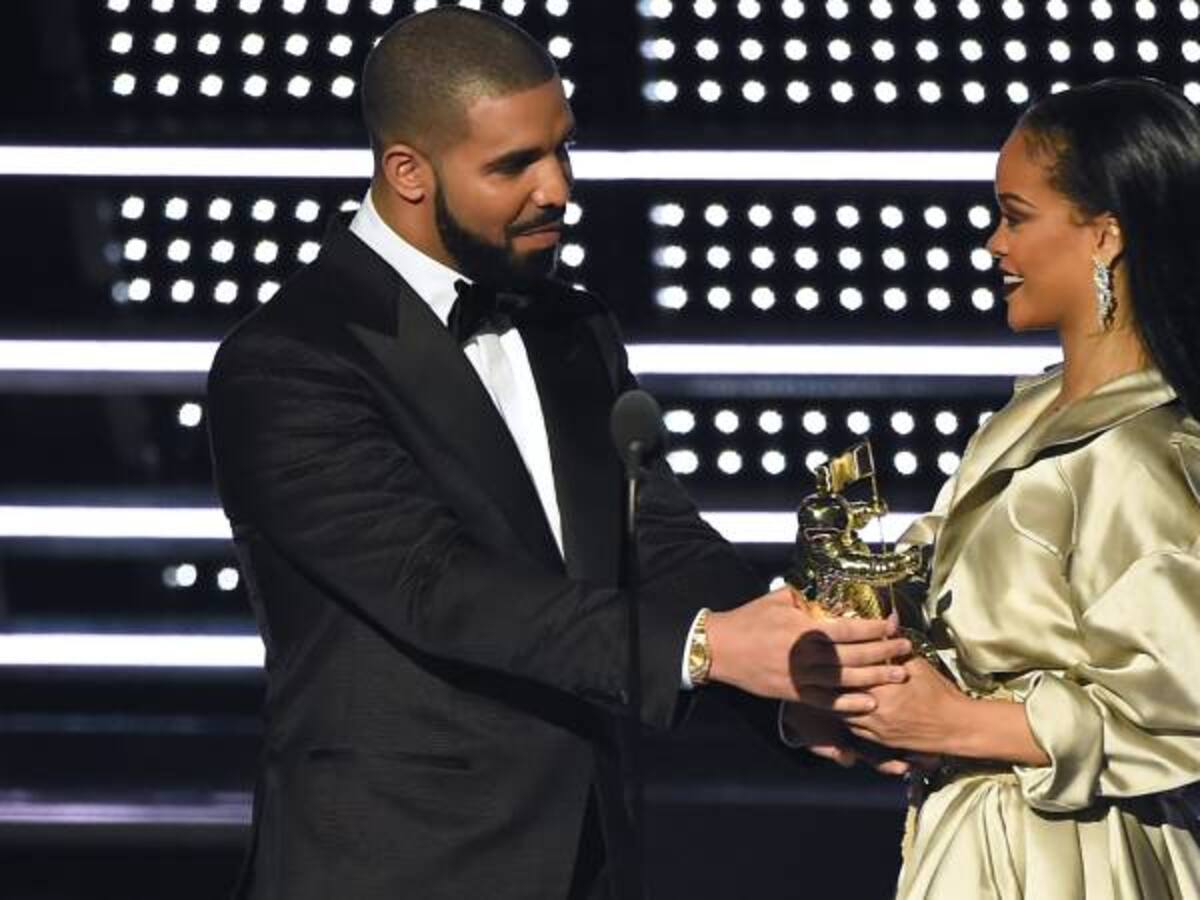 Rihanna estrena tatuaje en honor a Drake