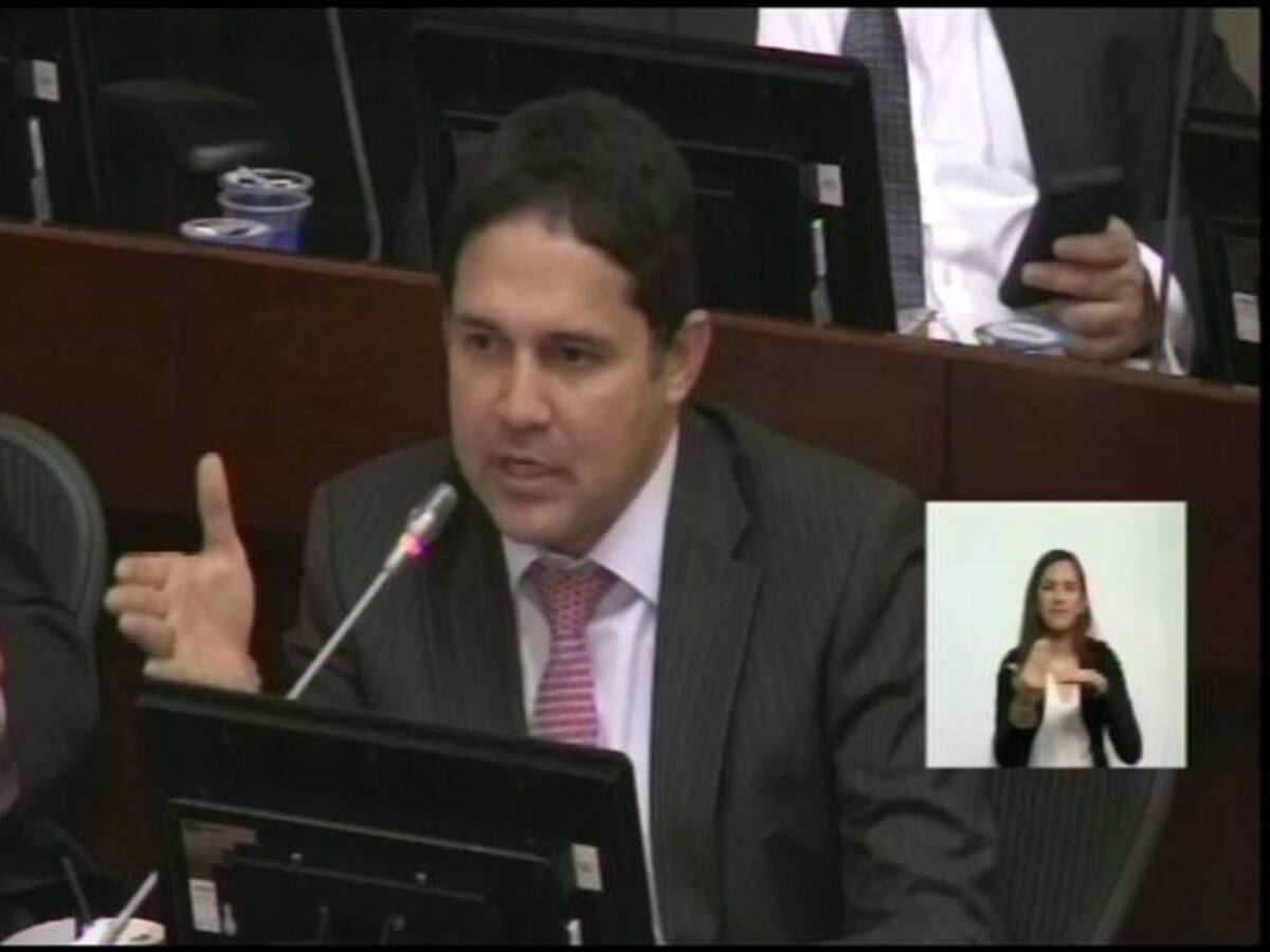 Congresista cuestiona falta de planeación en la red de salud de Santa Marta