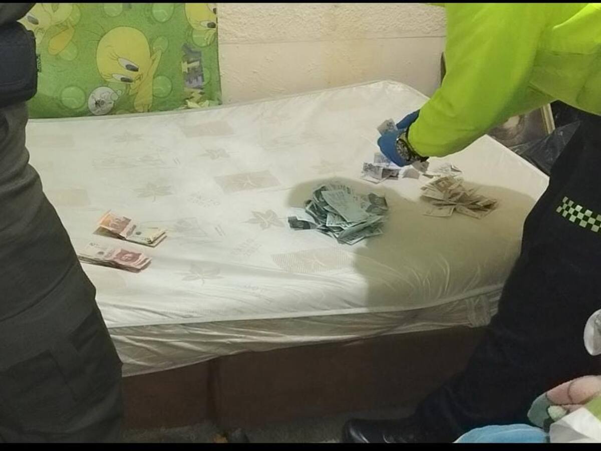 Cinco policías están acusados de extorsión y hurto en un falso allanamiento en Girardota