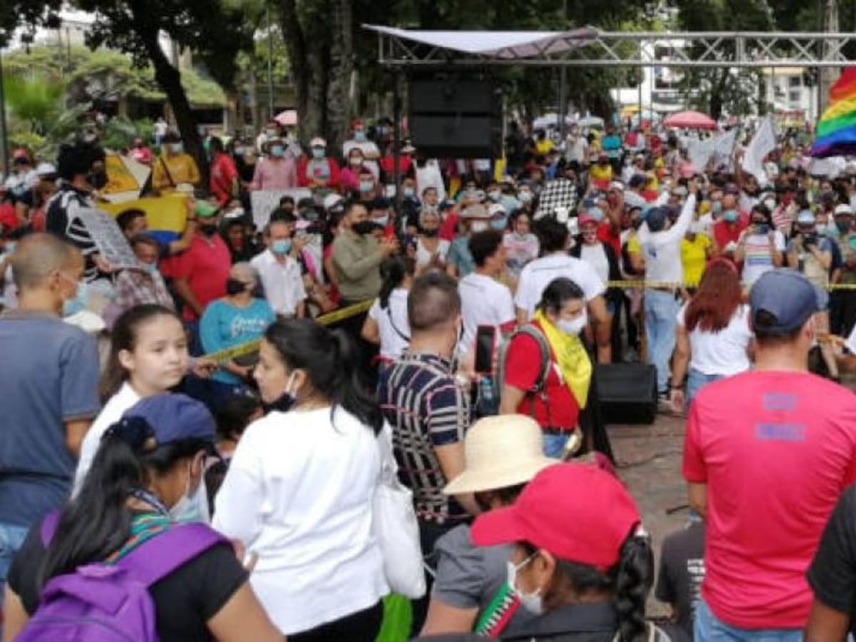 Firmantes de Paz del Huila, protestarán en Bogotá por incumplimiento de acuerdos.