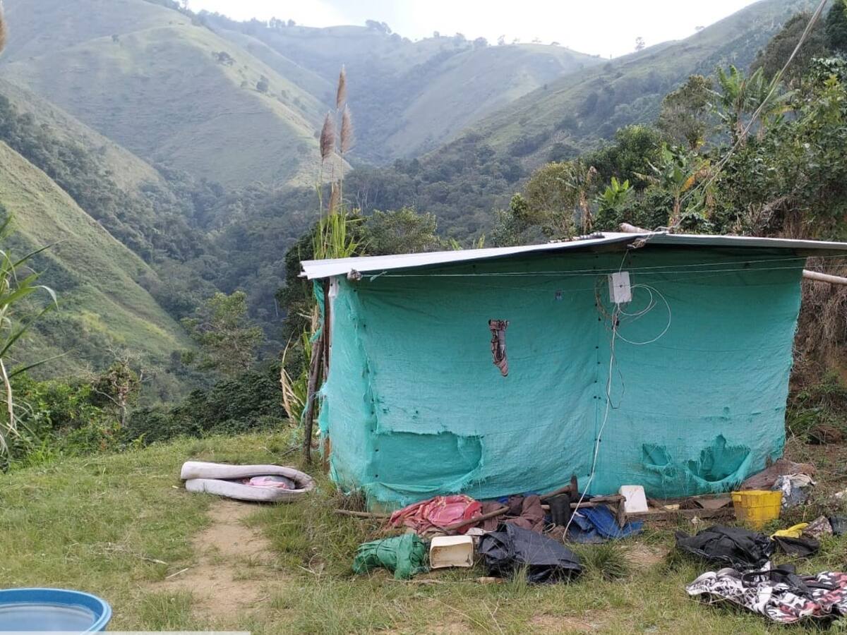 Material de guerra, explosivos e intendencia fueron incautados en Algeciras-Huila