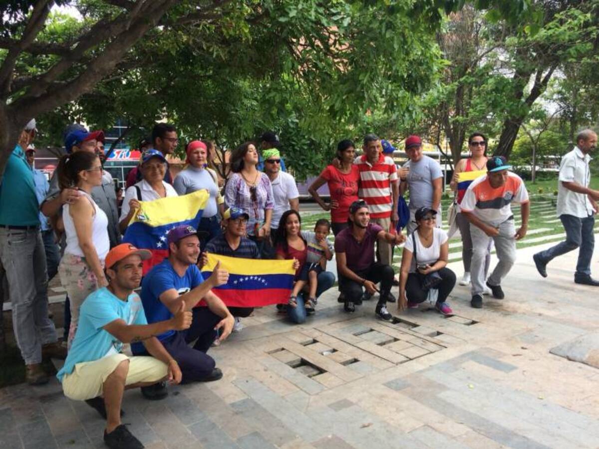 Venezolanos protestan en Barranquilla contra elecciones en su país