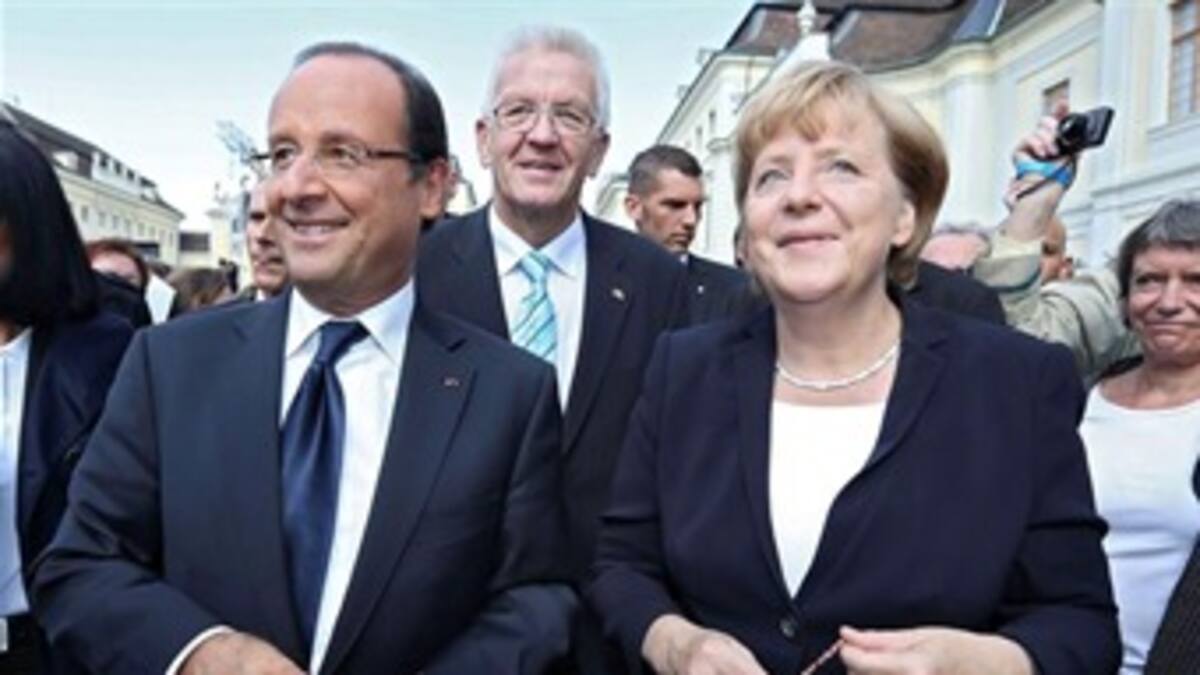 Merkel y Hollande invocan amistad franco-alemana para afrontar crisis actual