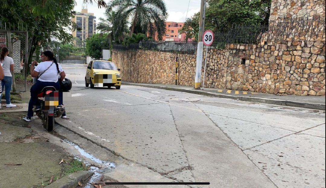 Barrio Normandía, Avenida 5 oeste con calle 2 Oeste, es en donde fue atacada con arma de fuego una mujer identificada como Liliana Florence Orozco