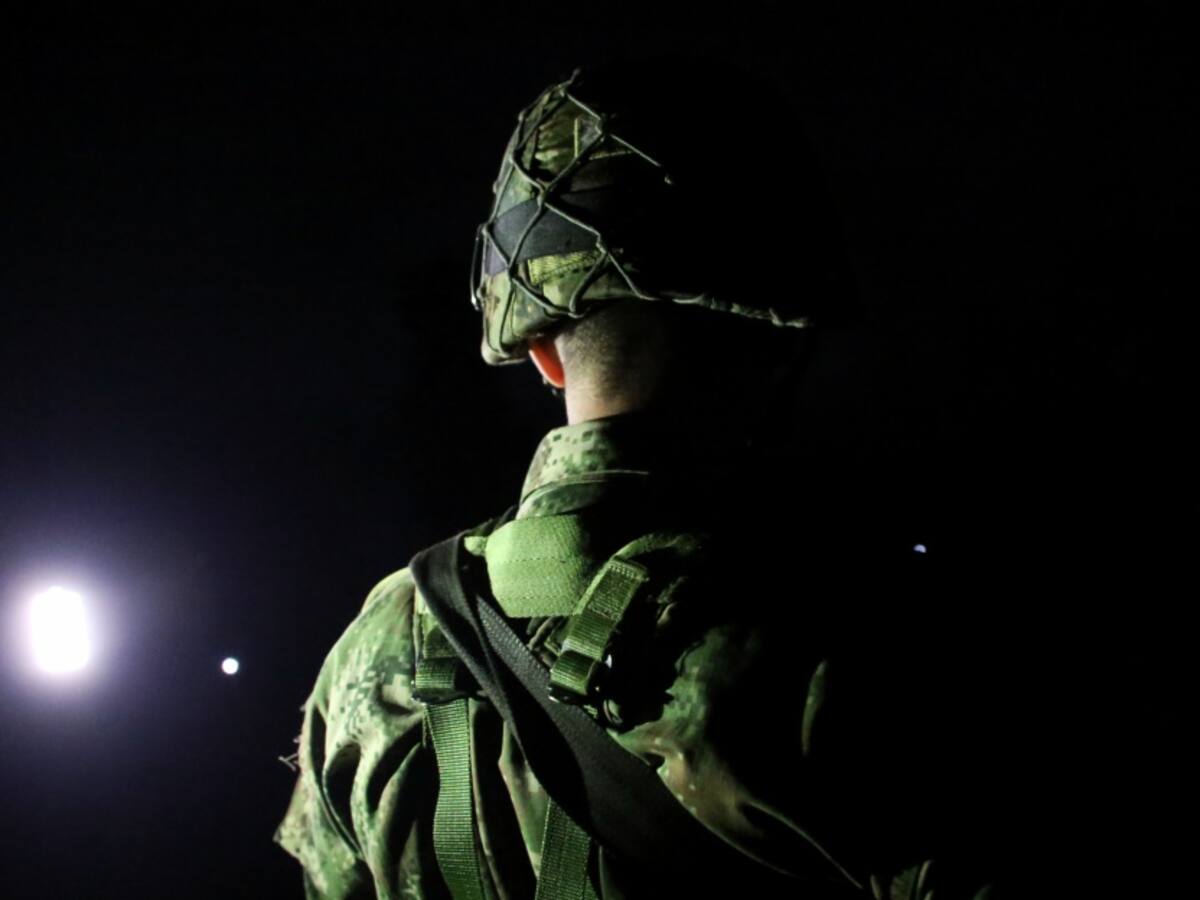 Por deuda, soldado habría asesinado a su compañero