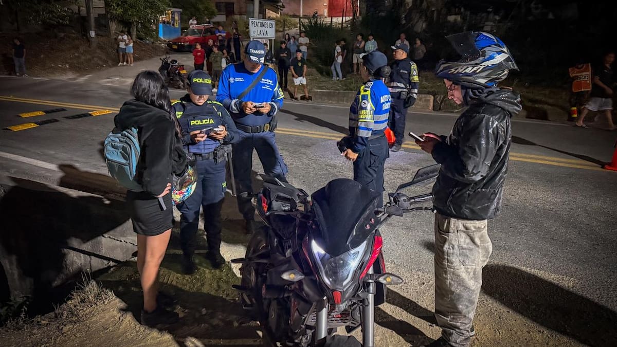 Operativos contra motos con resonadores dejan 35 comparendos y 27 inmovilizaciones en Cundinamarca