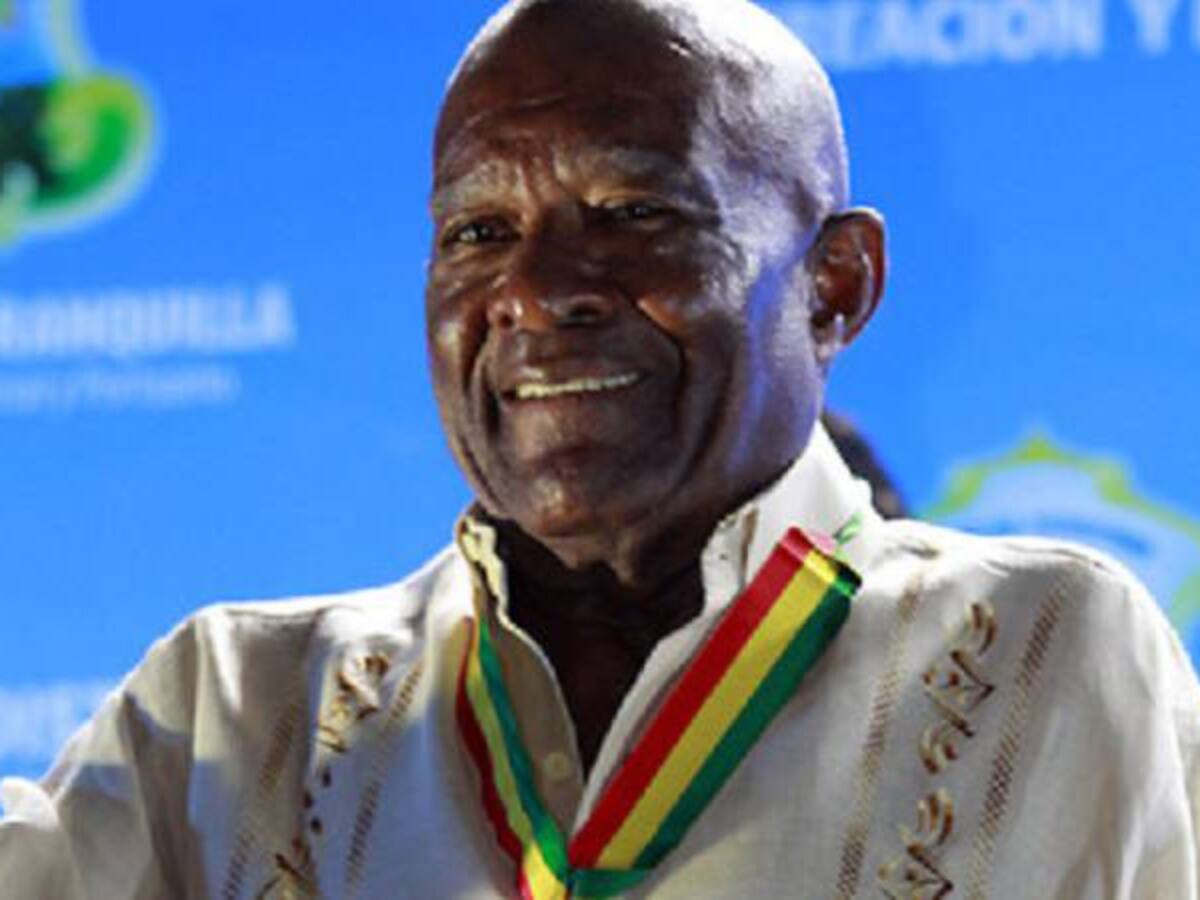 Rafael Villegas rinde homenaje a Édgar Perea
