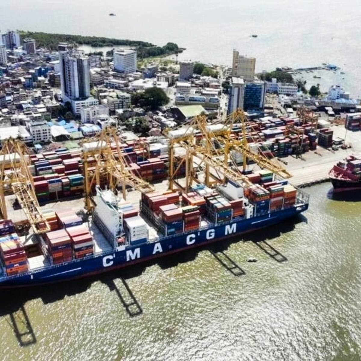 Con llamado urgente a MinTransporte, AAPA envió carta sobre concesión de Muelle 13 de Buenaventura
