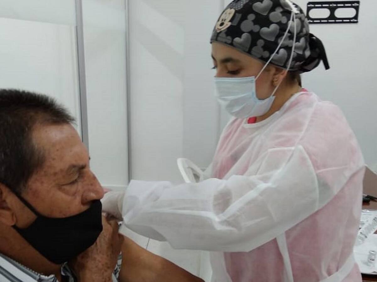 $156.000 millones son los recursos disponibles para pago de vacunas COVID