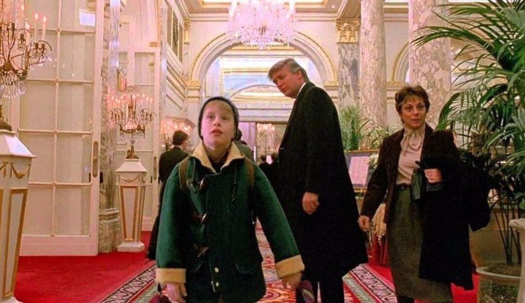 La clásica escena en la que aparece Donald Trump en 'Mi pobre angelito 2'