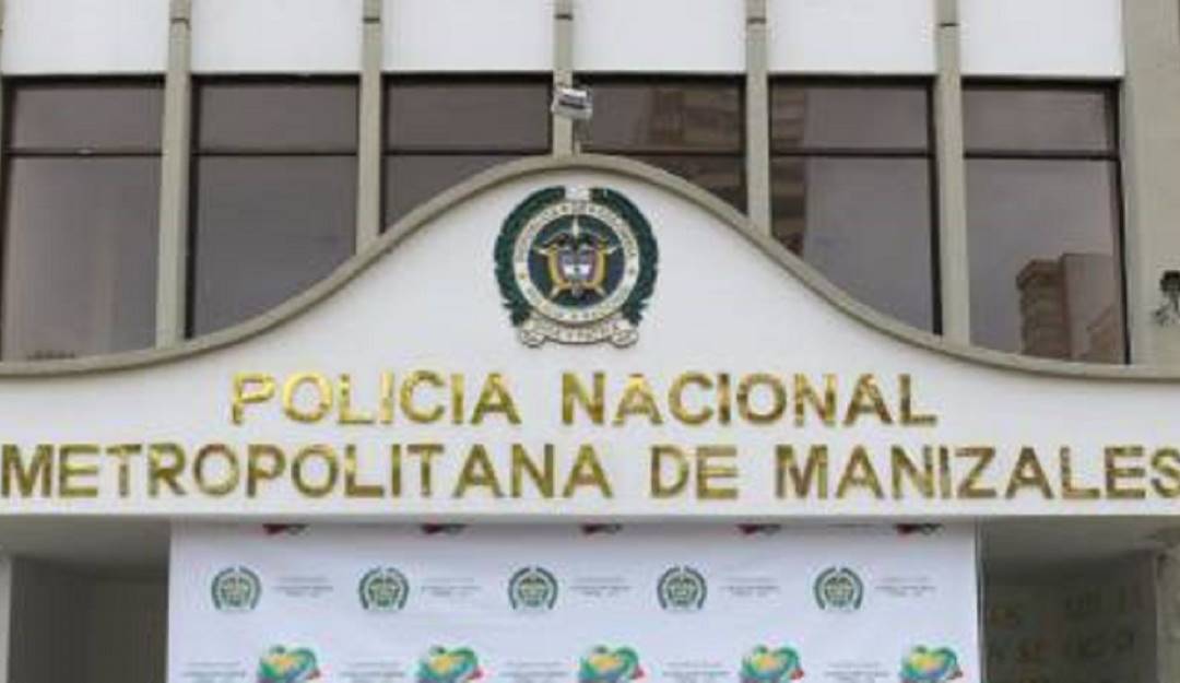 Investigan caso que se estaría presentando con un menor de edad en un colegio. Crédito: Policía Metropolitana.