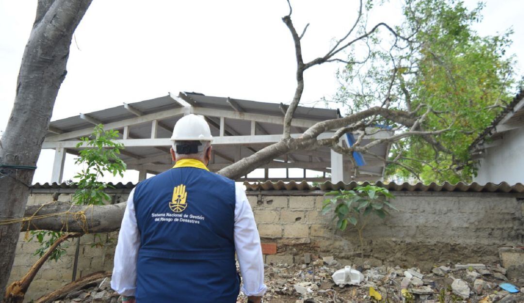 El documento busca conocer con más exactitud cuáles son los riesgos que existen en el Distrito de Cartagena y cómo enfrentarlos adecuadamente