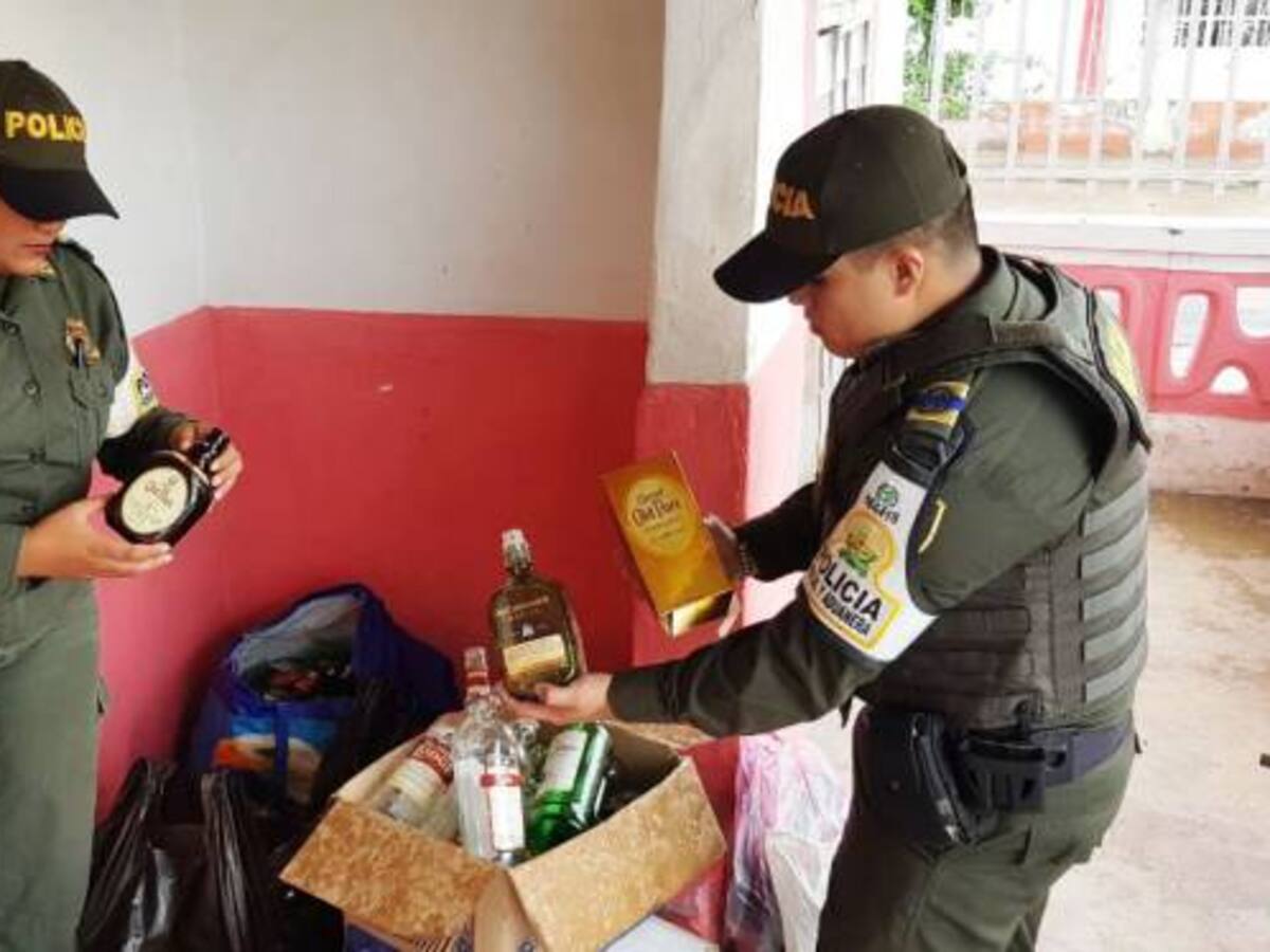 En dos inmuebles del barrio La Esperanza de Cartagena se adulteraba licor
