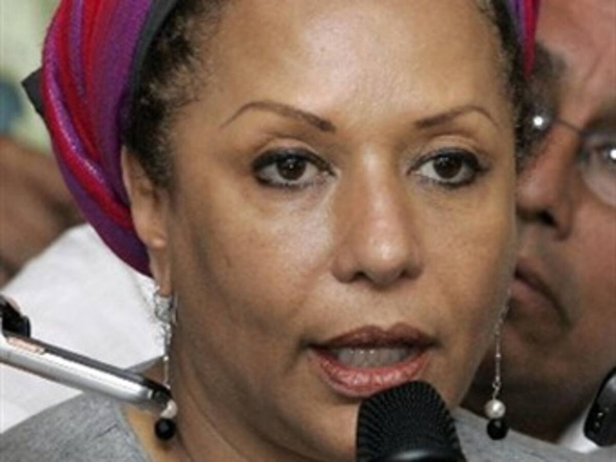 La Senadora Piedad Córdoba ratifica voluntad de la Farc para liberar secuestrados