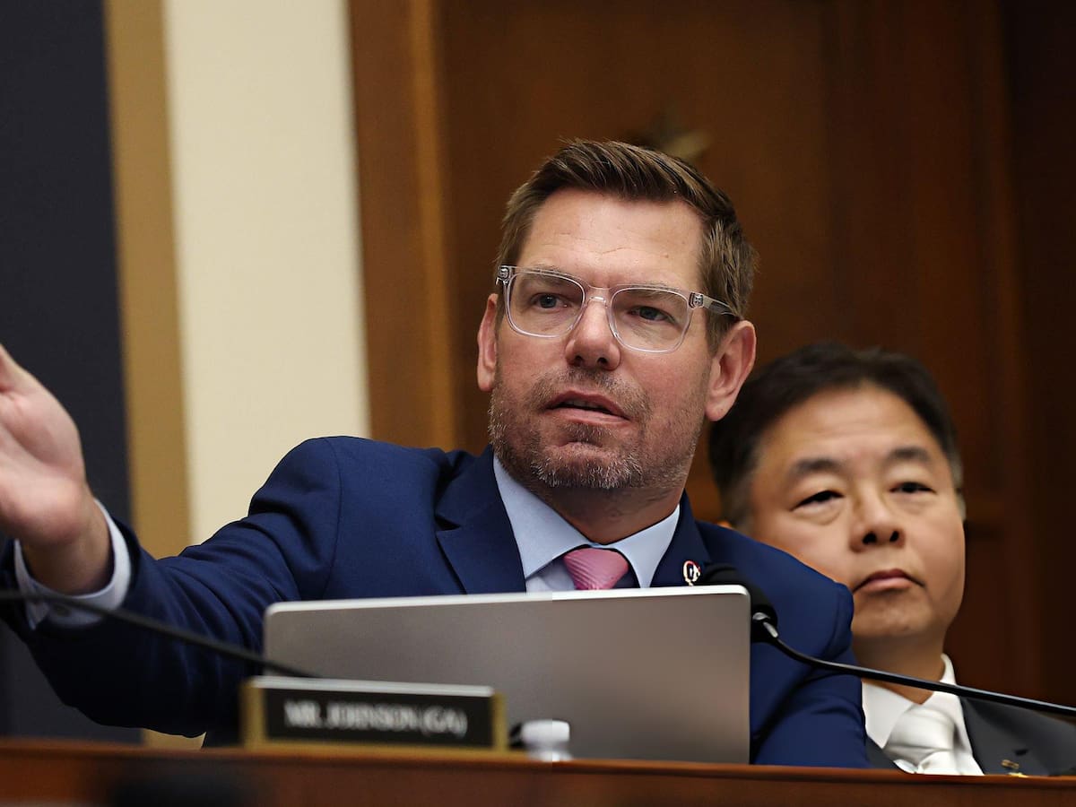 El demócrata Eric Swalwell renuncia al Congreso de EE.UU. tras denuncias de abuso sexual