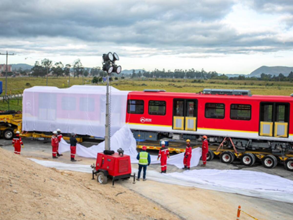 Así fue la movilización hacia Bogotá de los primeros vagones del metro: La Previsora, figura clave