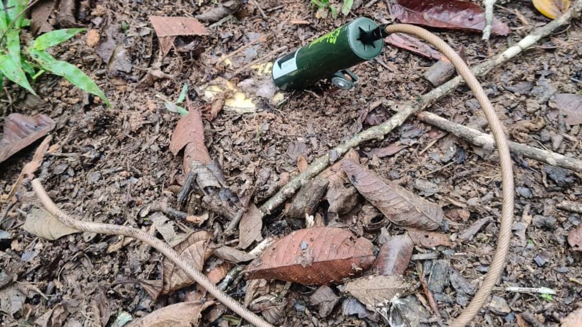 Destruyeron dos explosivos instalados por las disidencias cerca de un colegio en El Plateado Cauca