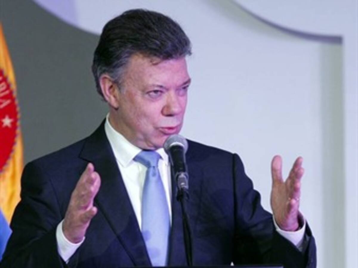 Santos anunció aportes por 65 mil millones de pesos para promover programas sociales en el país