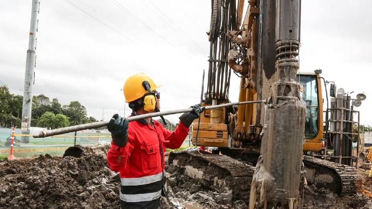 Representante a la cámara denuncia retrasos en las obras de valorización de Bogotá