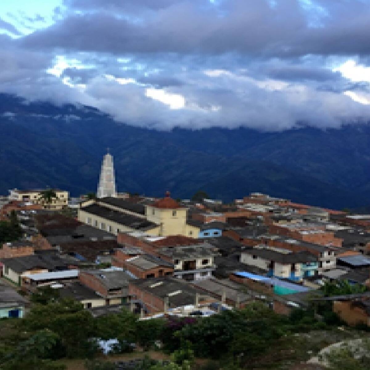 Mientras el gobernador hablaba de seguridad, el Clan del Golfo imponía tarifas extorsivas en Toledo