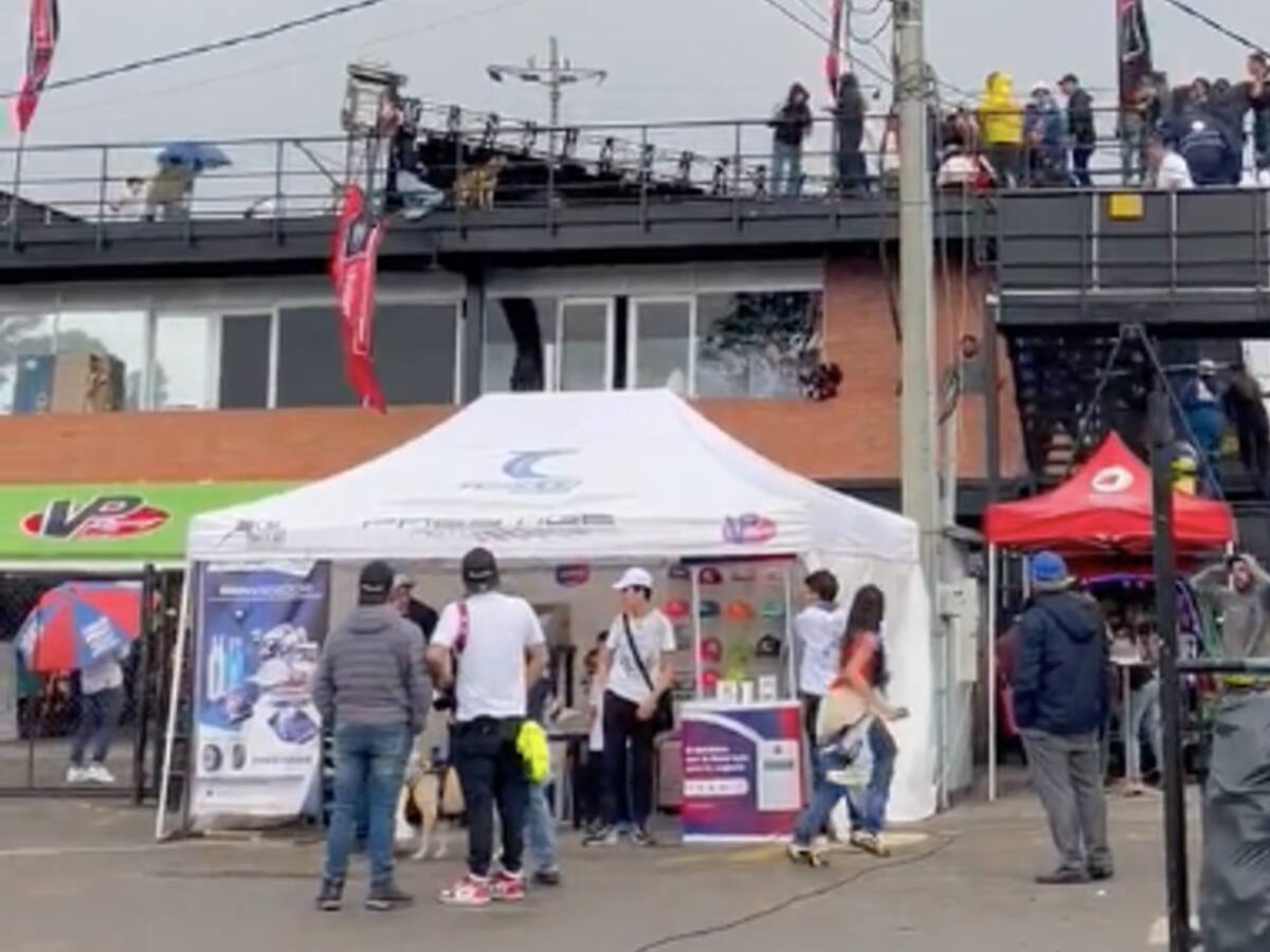 Grave accidente en el Autódromo de Tocancipá por caída de una pantalla gigante