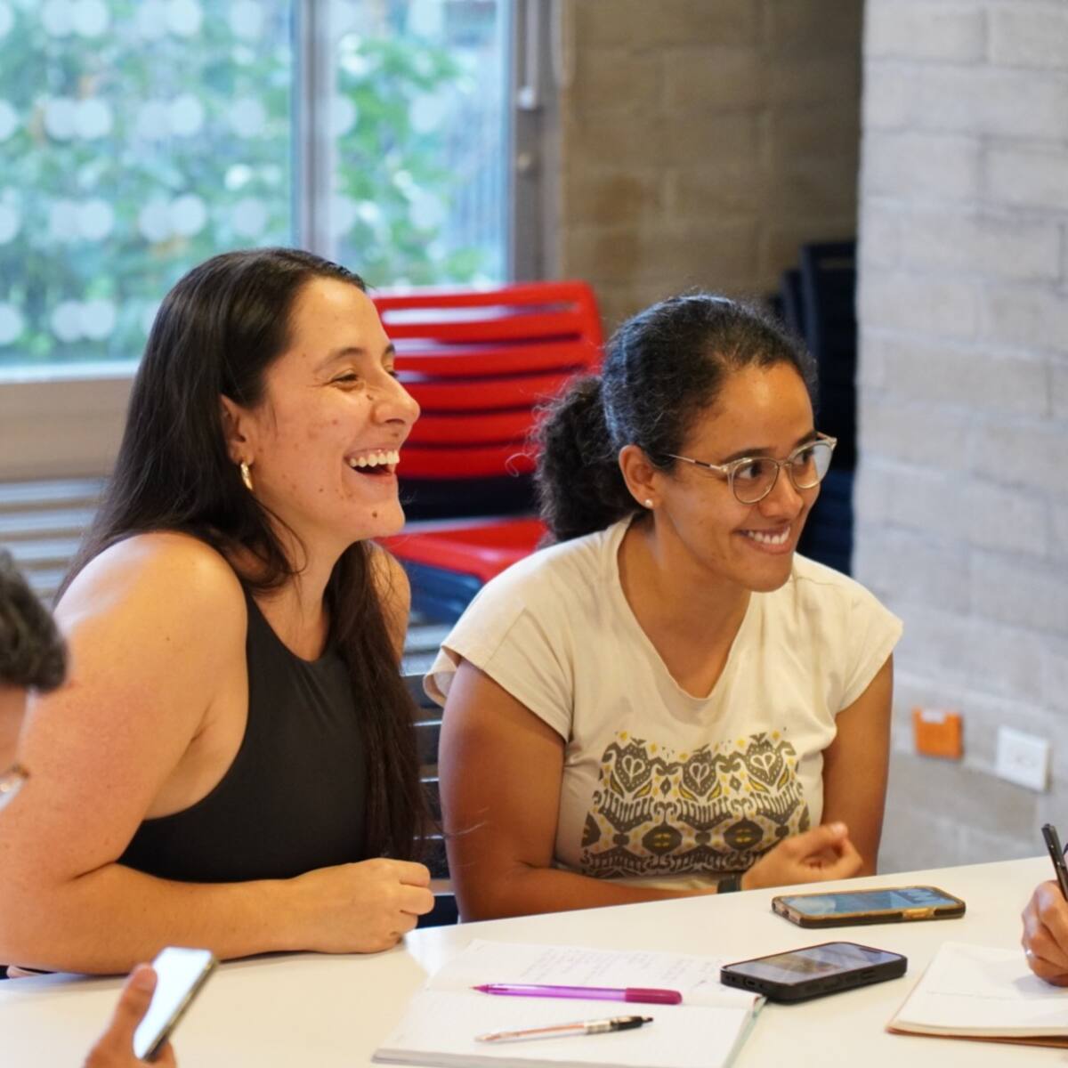 El Sistema de Bibliotecas Públicas de Medellín amplía espacios de salud mental y finanzas