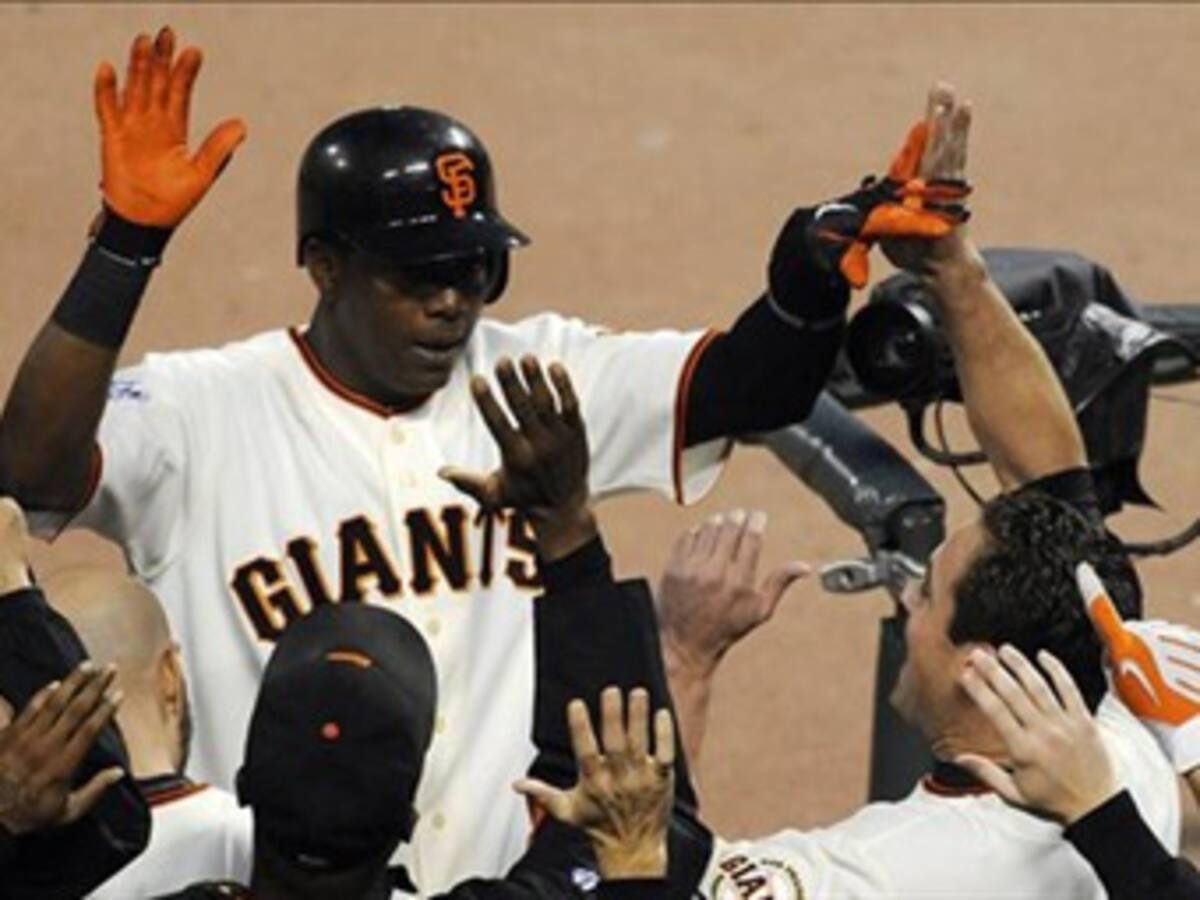 EE.UU. felicita a Édgar Rentería por su desempeño en la Serie Mundial