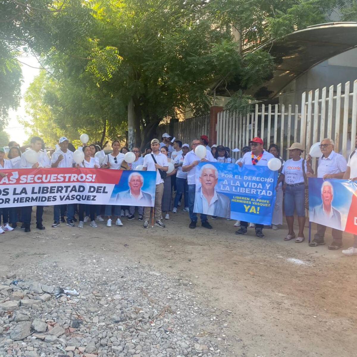 Familiares de exrector desaparecido marcharon en Cartagena por su pronto regreso