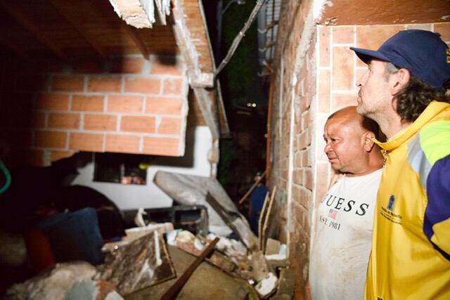Más de 130 familias afectadas por inundación en Santa Cruz, Medellín. Foto: Alcaldía de Medellín.