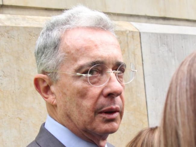 Corte negó vulneración de derechos en el caso de Uribe
