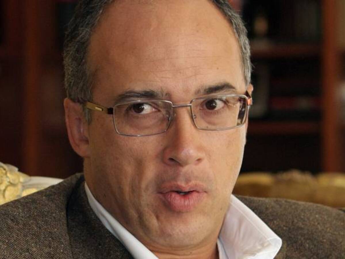 “Los tres ceros son un anacronismo”: ex ministro Echeverry