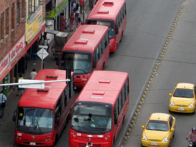 Malestar entre los armenios por el nuevo incremento en la tarifa del bus