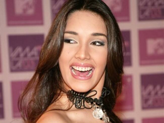 Ex Miss Universo Amelia Vega estrena primer disco 'Agua dulce' y anuncia gira