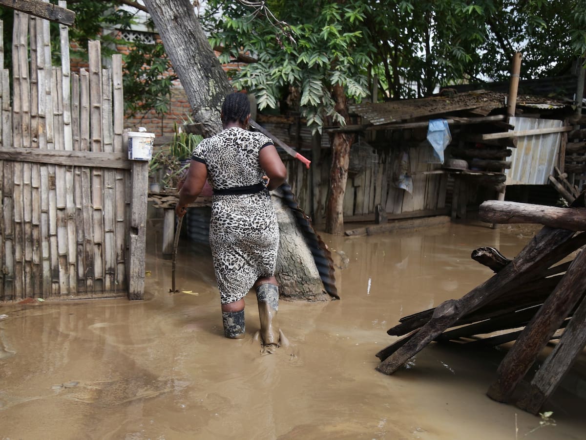 Desbordamiento de río en Ecuador deja nueve muertos, nueve desaparecidos y 38 heridos